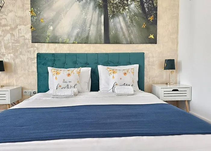 Downtown Universitate * בוקרשט